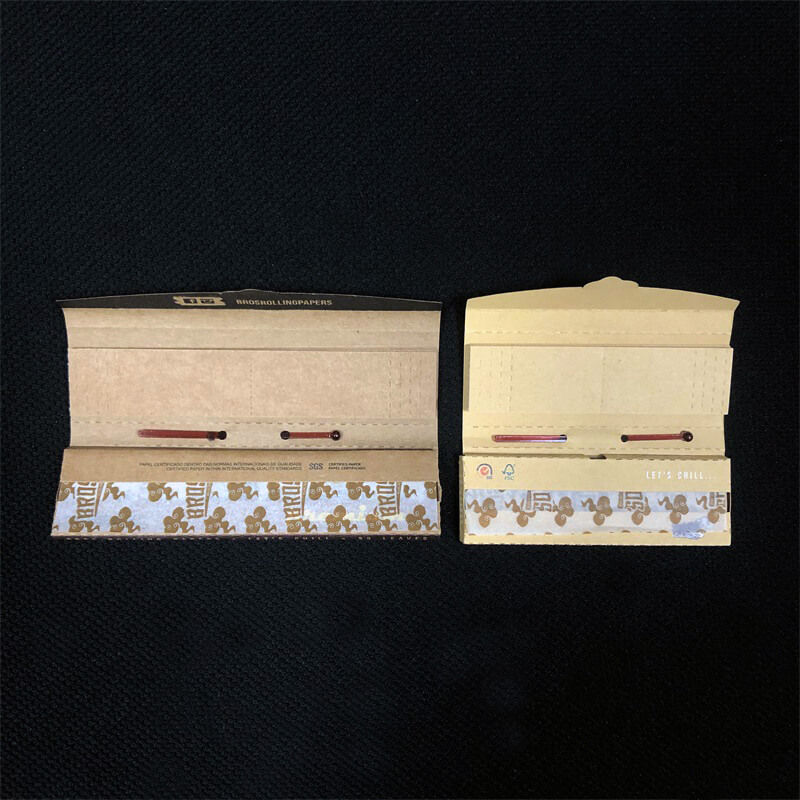 Sourcepack Manufacturer Gold Stamping White Cigarette Rolling Paper Booklet Tobacco Smoking Paper with Pre Rolled Tip